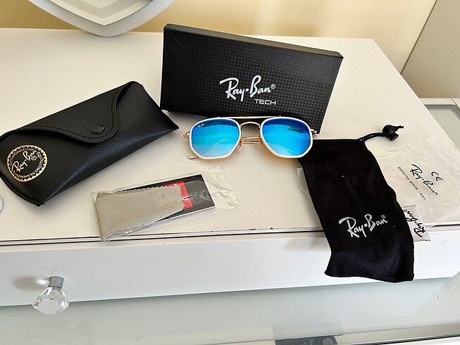 Rayban Orjinal Minarel cam iç seri numarası şeffaf kısmın içinde