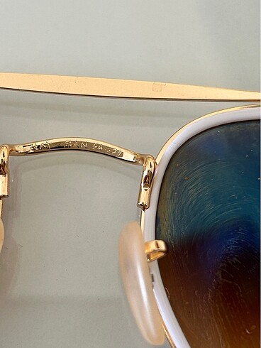 Beden Rayban Orjinal Minarel cam iç seri numarası şeffaf kısmın içinde