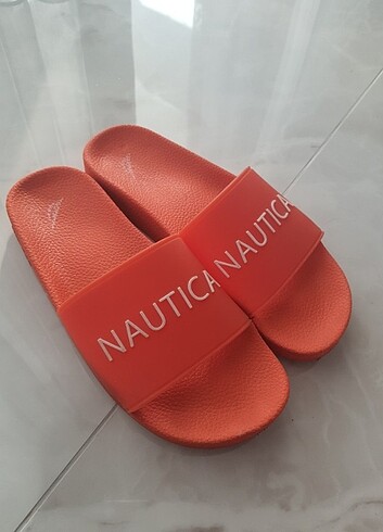 NAUTICA