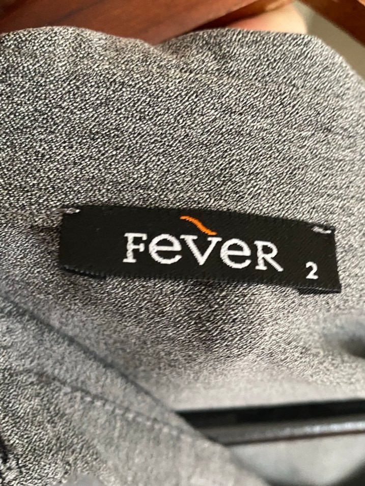 Gri Düğmeli Uzun Kollu  Kadın Gömlek - Görsel 4