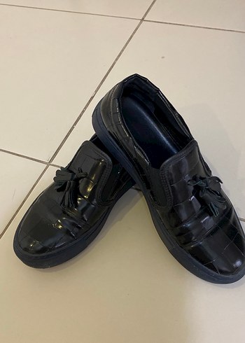 Siyah Kadın Püsküllü Loafer Ayakkabı - Görsel 2