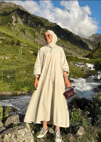 Uzun Kollu Beyaz Keten Salaş Elbise