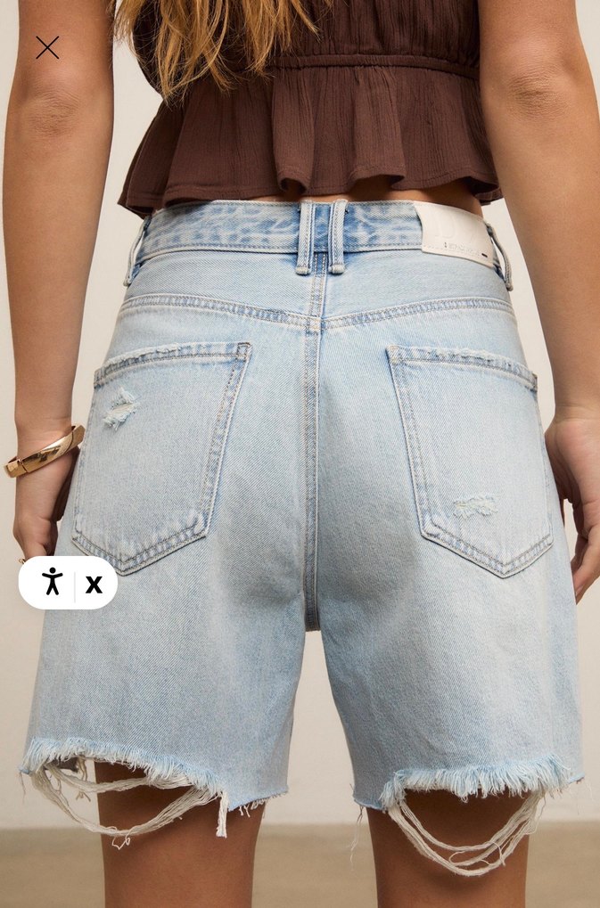 Stradivarius Kadın Mavi Mini Denim Şort - Görsel 5