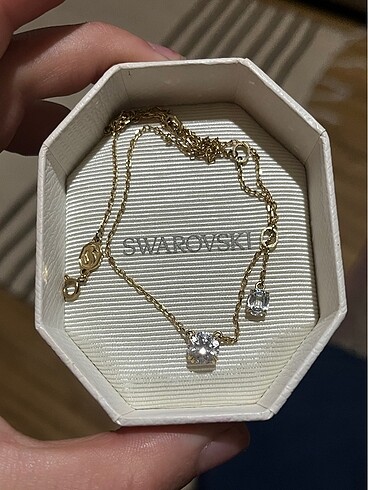 Swarovski altın kolye
