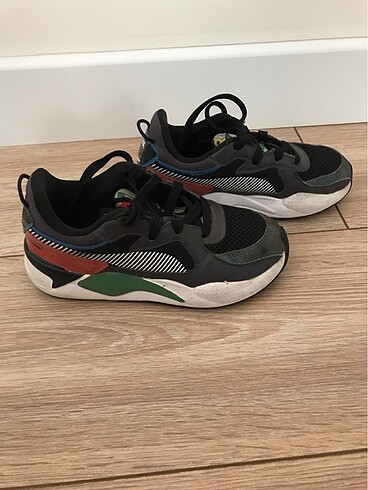 32 Beden Puma spor ayakkabı
