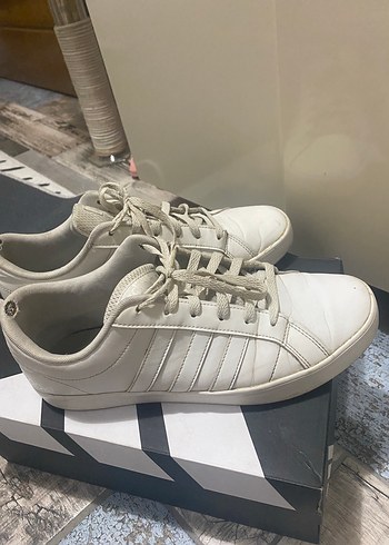 43 Beden beyaz Renk Beyaz Bağcıklı erkek adidas