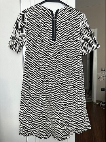H&M H&M geometrik desen kısa elbise