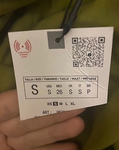 s Beden ürün yeni ve etiketli