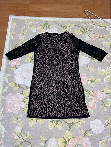 Dantelli basic elbise