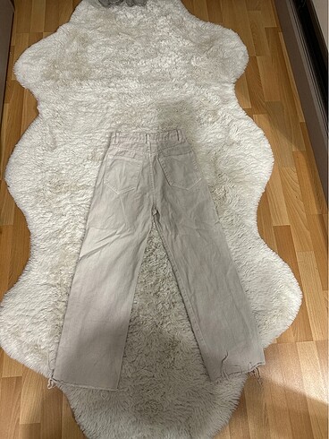 32 Beden ten rengi Renk pull and bear pantolon