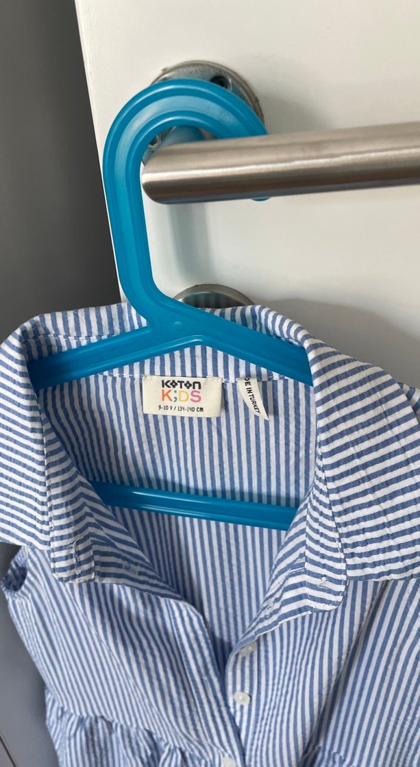 Kız Çocuk Mavi Çizgili Kolsuz Gömlek - Görsel 2