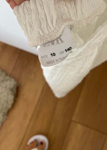 Zara Kız Çocuk Beyaz Keten Fırfırlı Elbise - Görsel 3