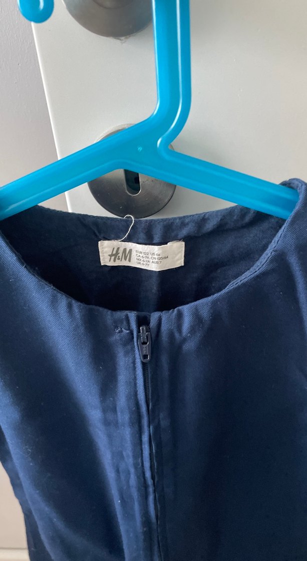 Kız Çocuk Lacivert Kolsuz Piliseli Elbise - Görsel 2