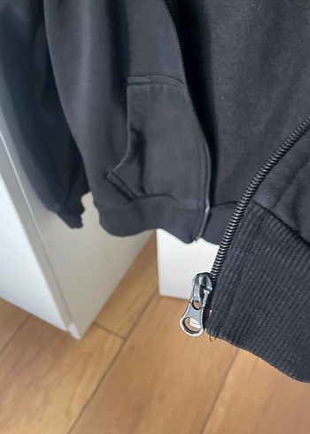 Fermuarlı Siyah çocuk ceketi - Görsel 3