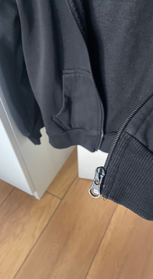 Fermuarlı Siyah çocuk ceketi - Görsel 3