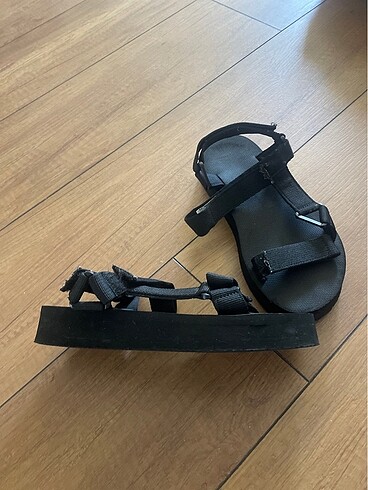 Diğer Siyah platform taban sandalet