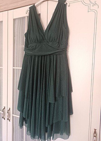 Zümrüt yeşili abiye kısa - Görsel 6