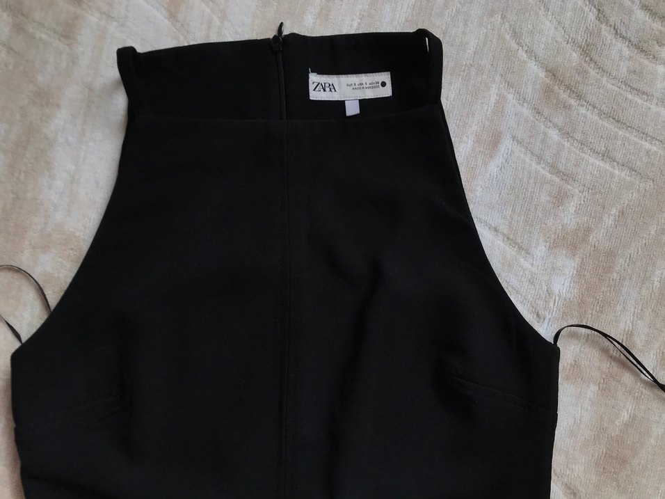 Zara Siyah Minimalist Kolsuz Mini Elbise - Görsel 3