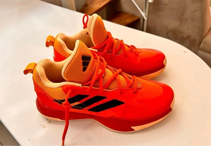 Orjinal adidas kaymaz taban spor ayakkabı