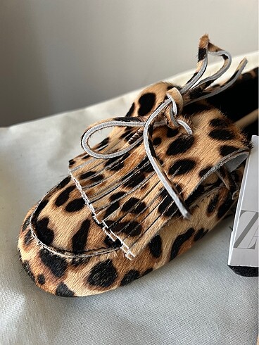 Zara Zara leopar loafer