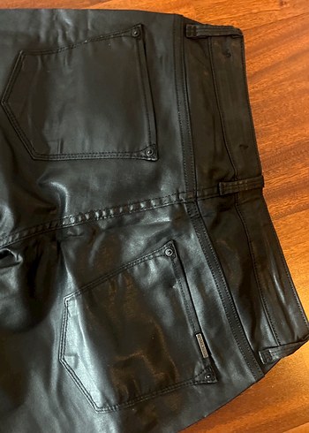 34 Beden siyah Renk Kadın Siyah Deri görünümlü Kemerli Pantolon