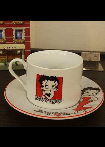 Betty Boop Çay Fincanı