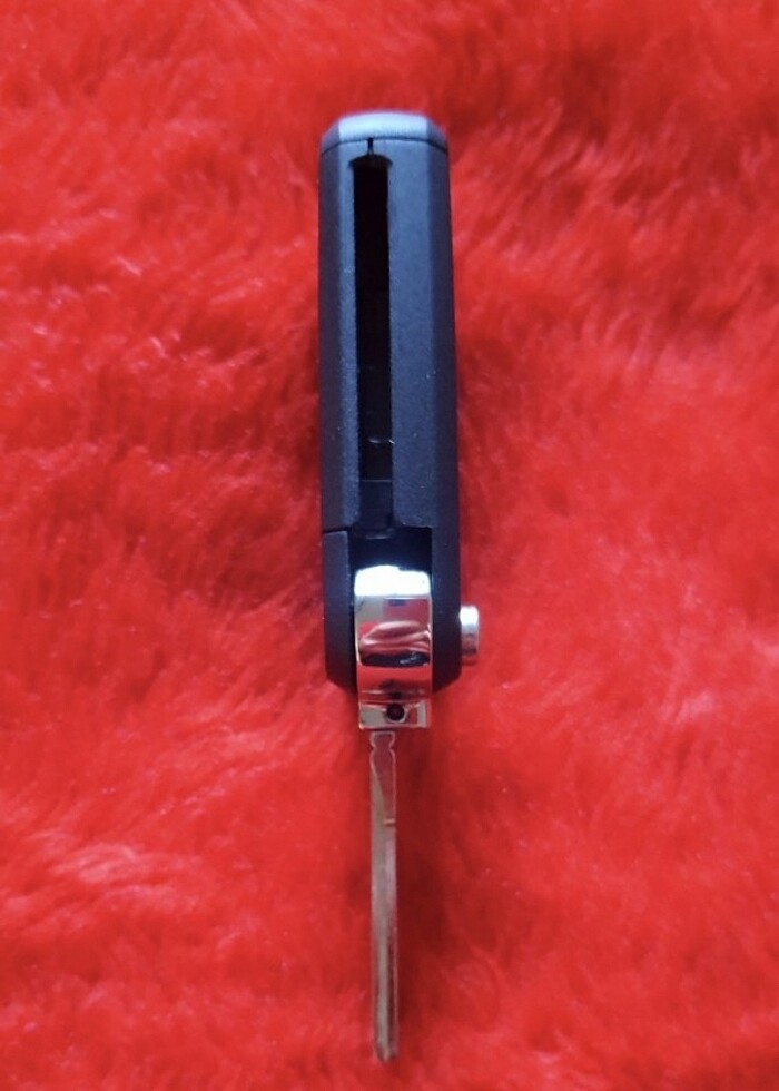 VOLKSWAGEN GOLF ORJİNAL YEDEK ANAHTAR - Görsel 5