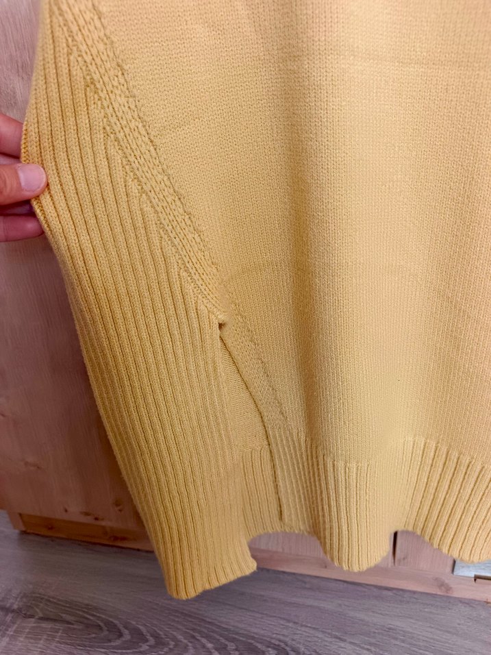 S-M Beden Sarı Boğazlı Kadın Kazak - Görsel 2