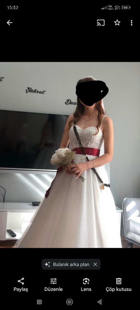 V Yaka Askılı Parlak Beyaz A Kesim Gelinlik - Görsel 4