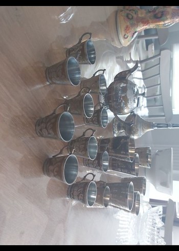 Gri ve Altın Renkli Metal Çay Seti - Görsel 2