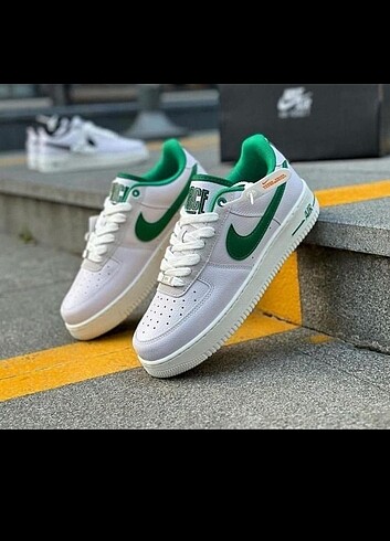 Nike Air spor ayakkabısı