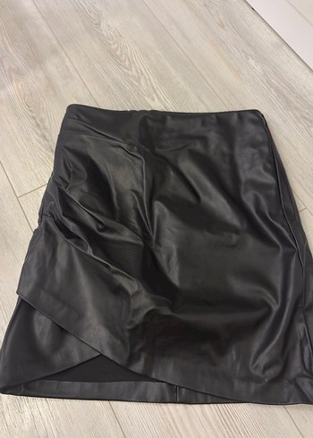 Drapeli Siyah Deri Midi Kadın etek - Görsel 5