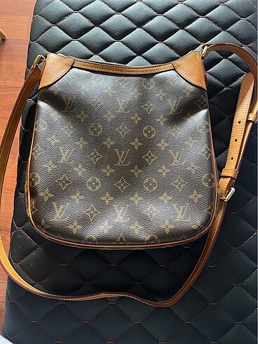 Louis Vuitton Louis Vuitton askili canta