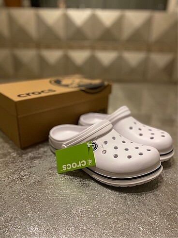 38 Beden Crocs