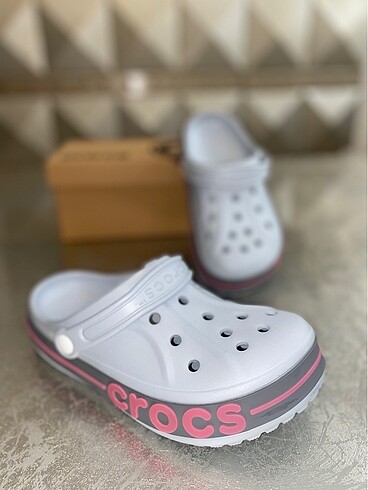 37 Beden Crocs
