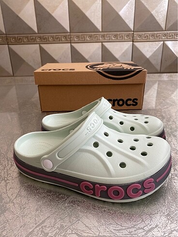 39 Beden Crocs