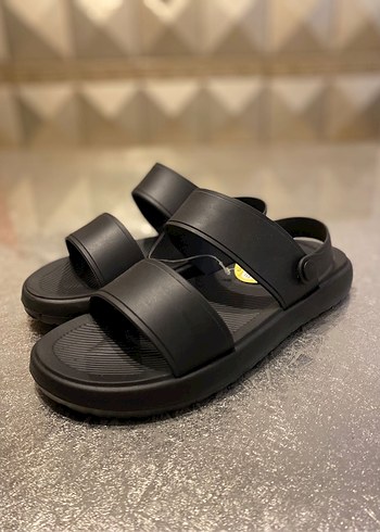 Siyah Erkek Günlük Bantlı Terlik - Görsel 3