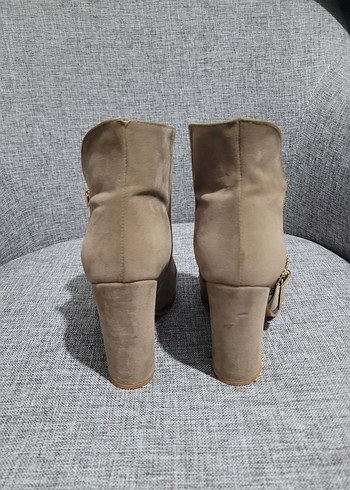 Bej Süet Kadın Topuklu Bot 39 - Görsel 5