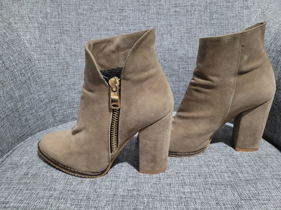 Bej Süet Kadın Topuklu Bot 39 - Görsel 2