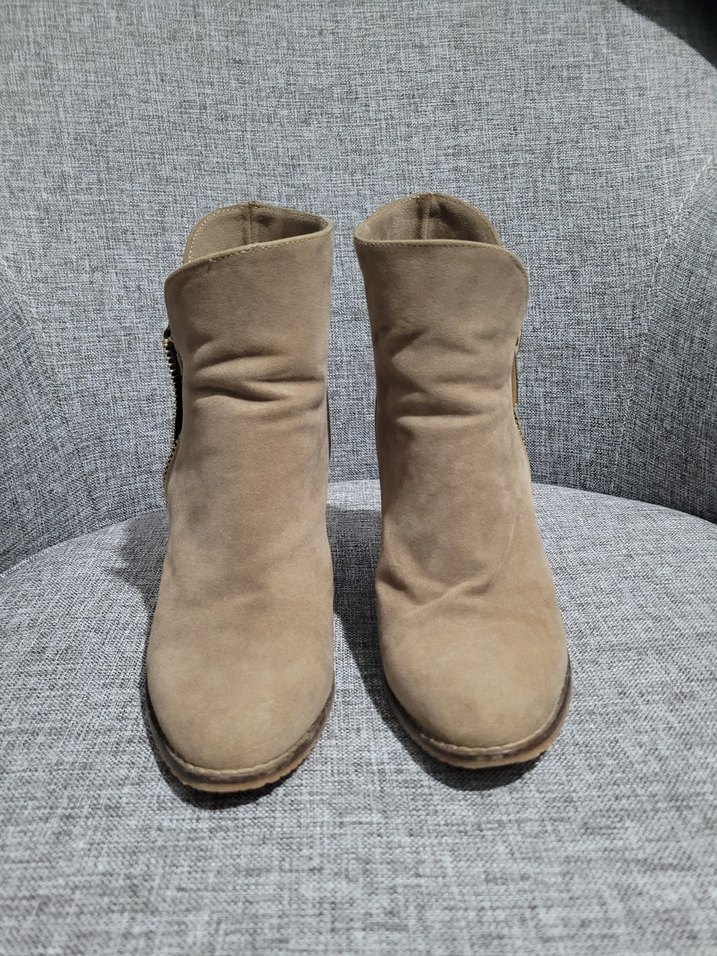 Bej Süet Kadın Topuklu Bot 39 - Görsel 3