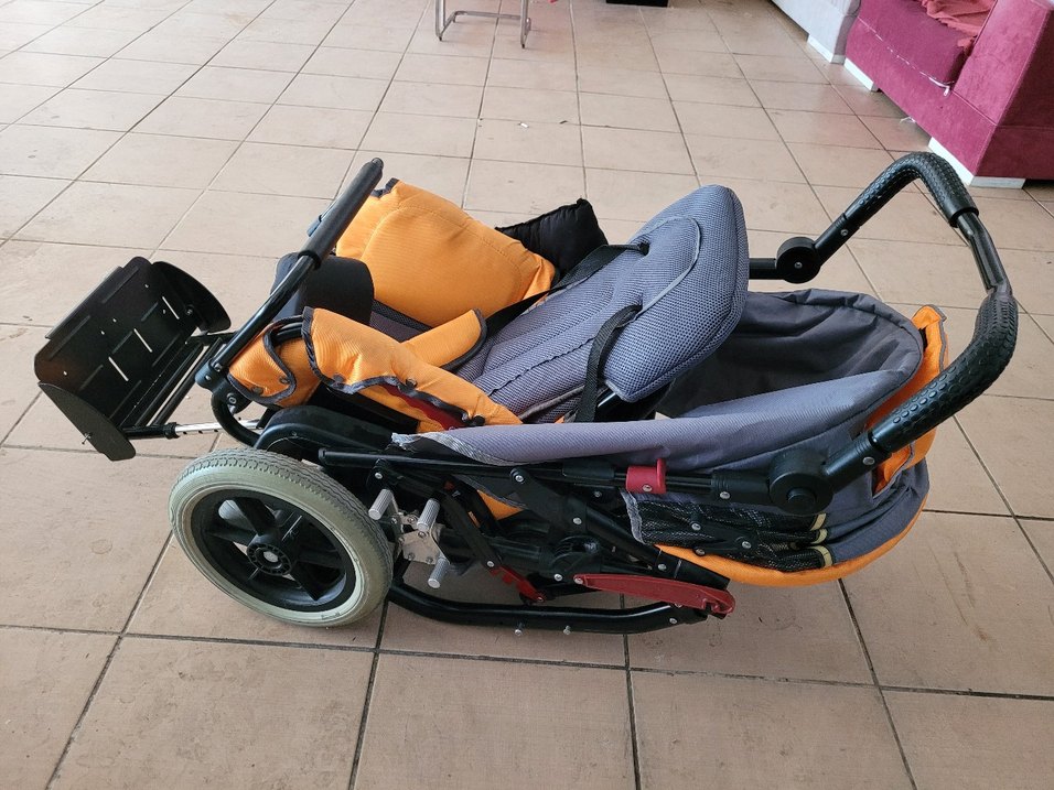 WOLLEX 8001-12 TEKERLEKLİ SANDALYE PUSETLİ - Görsel 3