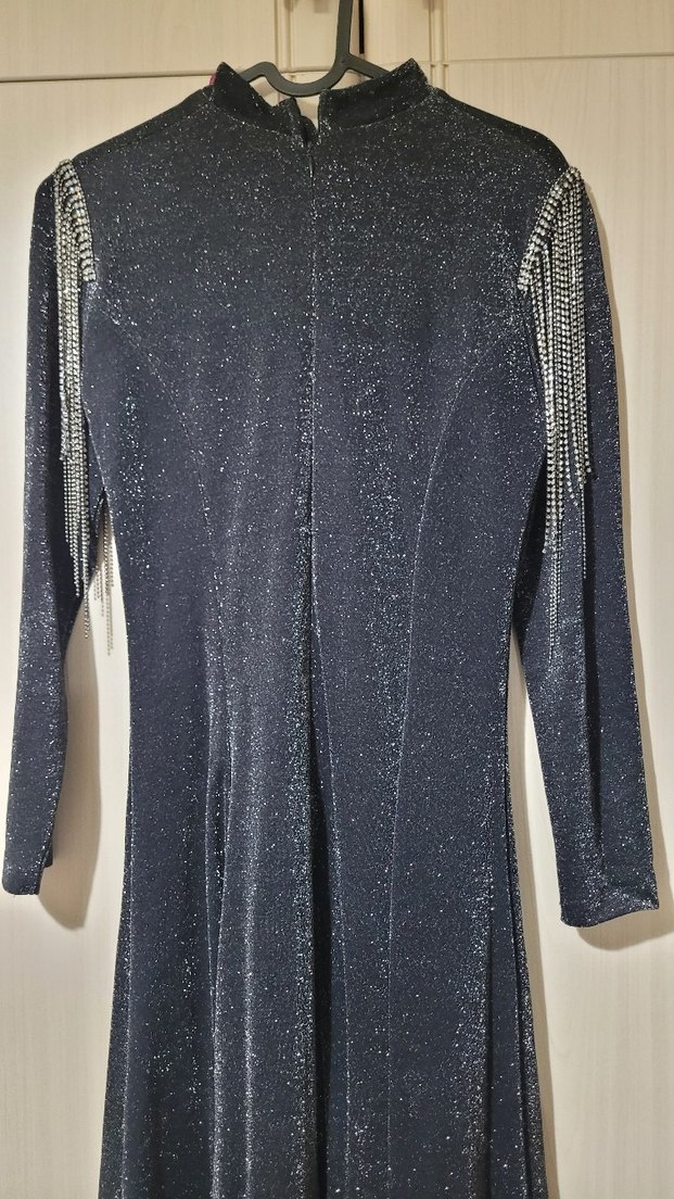 Uzun Siyah Taşlı Abiye Elbise - Görsel 3