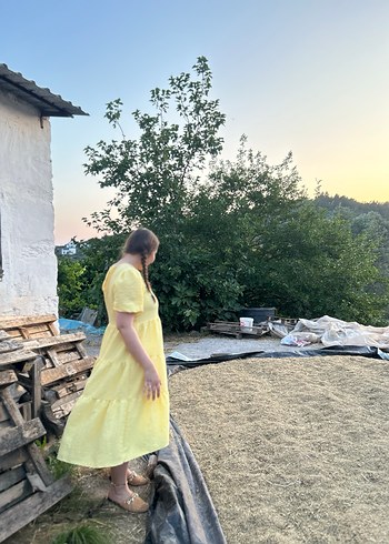 m Beden Sarı Elbise