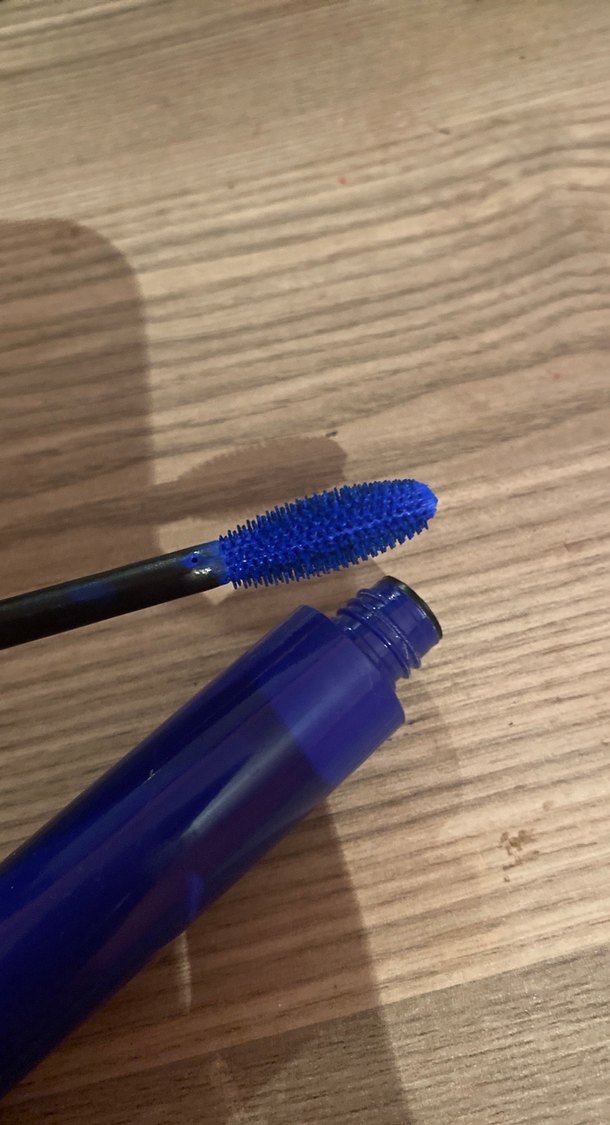 Parlak Mavi 24 Saat Kalıcı Maskara - Görsel 3