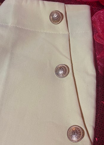 Düğmeli Beyaz Kadın Kumaş Pantolon - Görsel 3