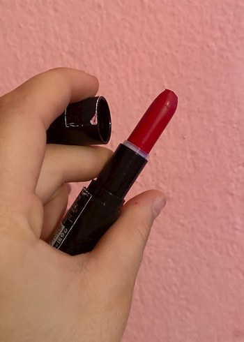 Kırmızı ruj - Görsel 2