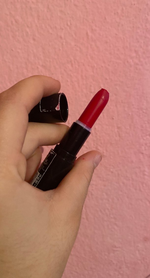 Kırmızı ruj - Görsel 2