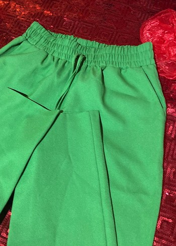 Yeşil Kadın Regular Fit Kumaş Pantolon - Görsel 3