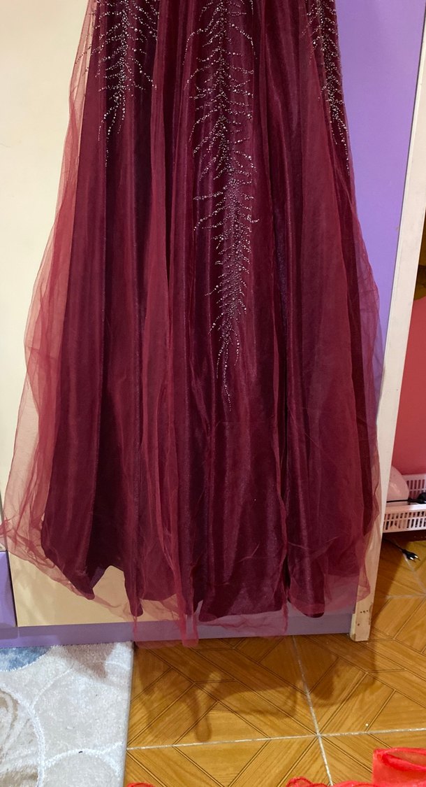 Bordo Uzun Kollu V Yaka İşlemeli Abiye - Görsel 2