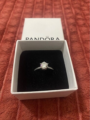 Pandora Pandora ışıltılı taç yüzük